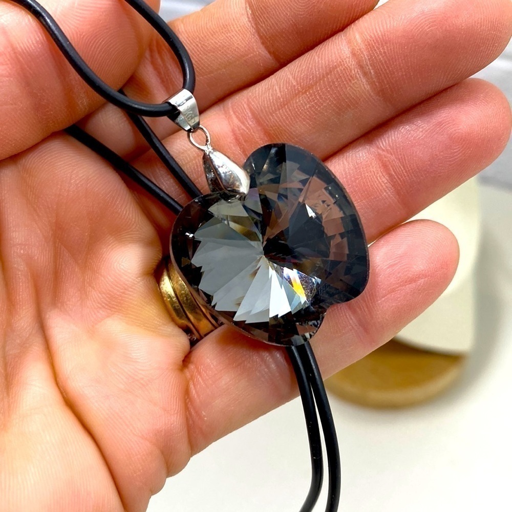 NWOT Custom black pendant with black cord necklace - Picture 5 of 6